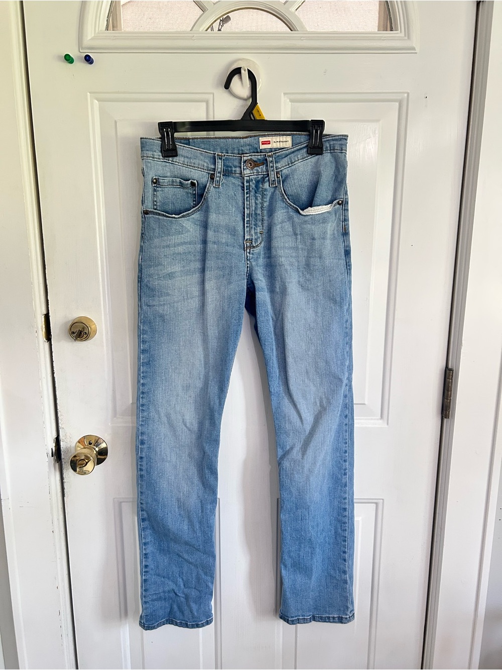 Wrangler Light Blue Men's Jeans Back Pocket Detail - Picture 6 of 15